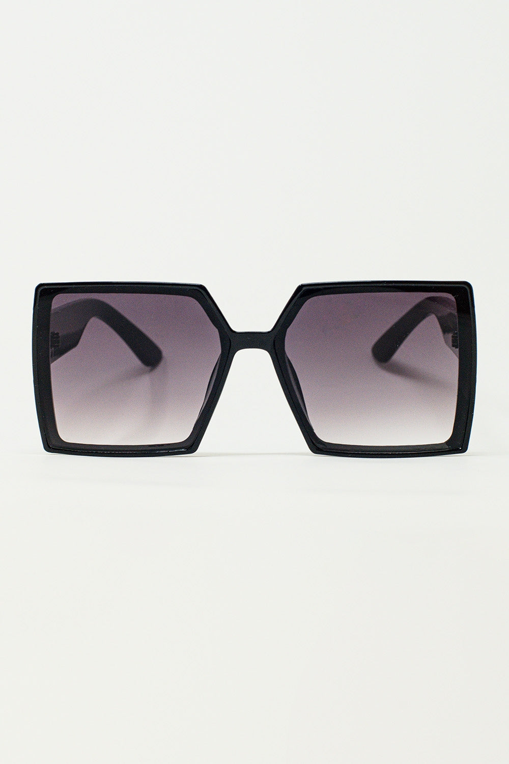 Q2 Oversized Square Sunglasses In Black