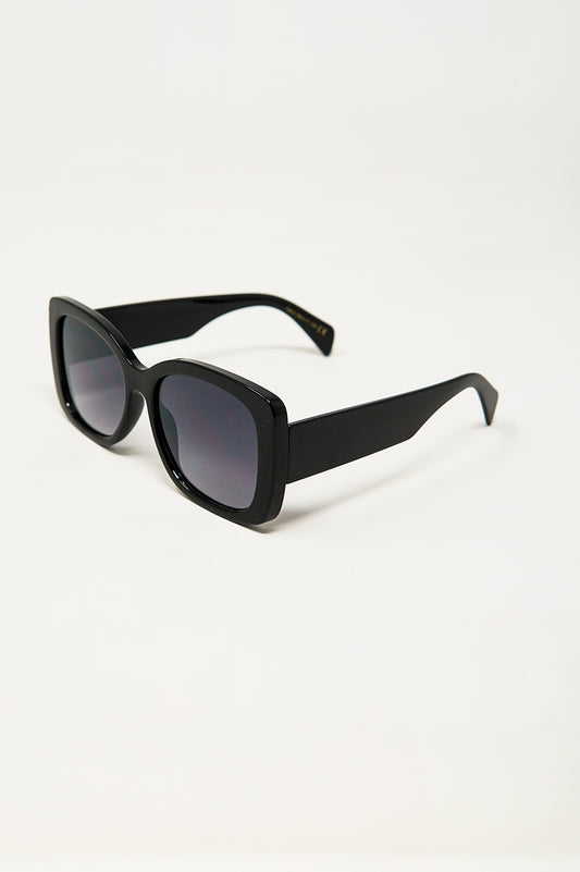 Oversized Squared Thin Frame Sunglasses in Black