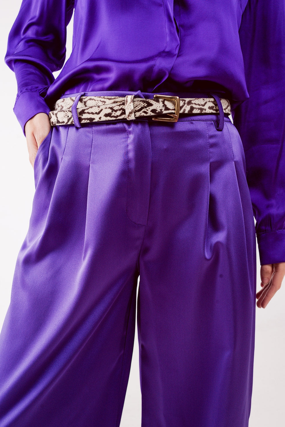 Pantalones palazzo plisados ​​en violeta