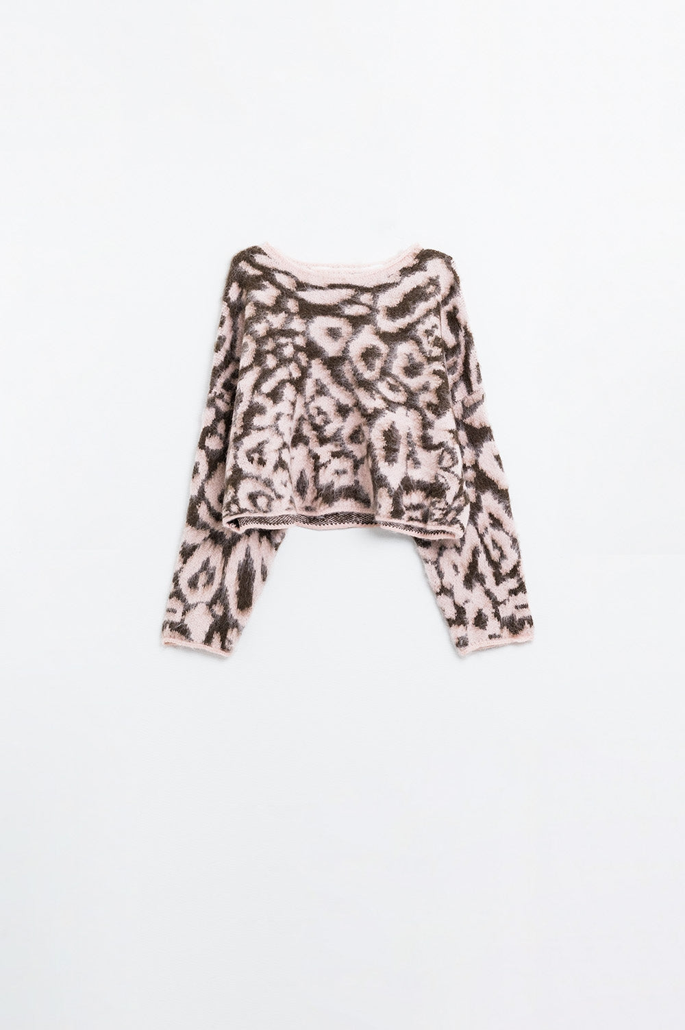 Pink Leopard print sweater made of wool knitted