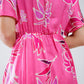 Vestido Corto Rosa Con Estampado De Flores Y Escote En V