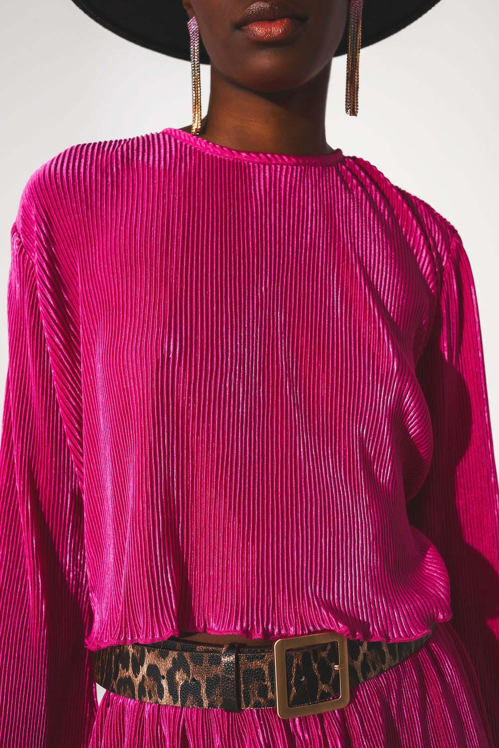 Pleated round neck crop top in fuchsia