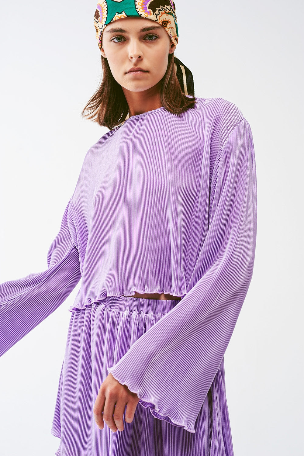 Q2 Pleated Round Neck Crop Top in lilac