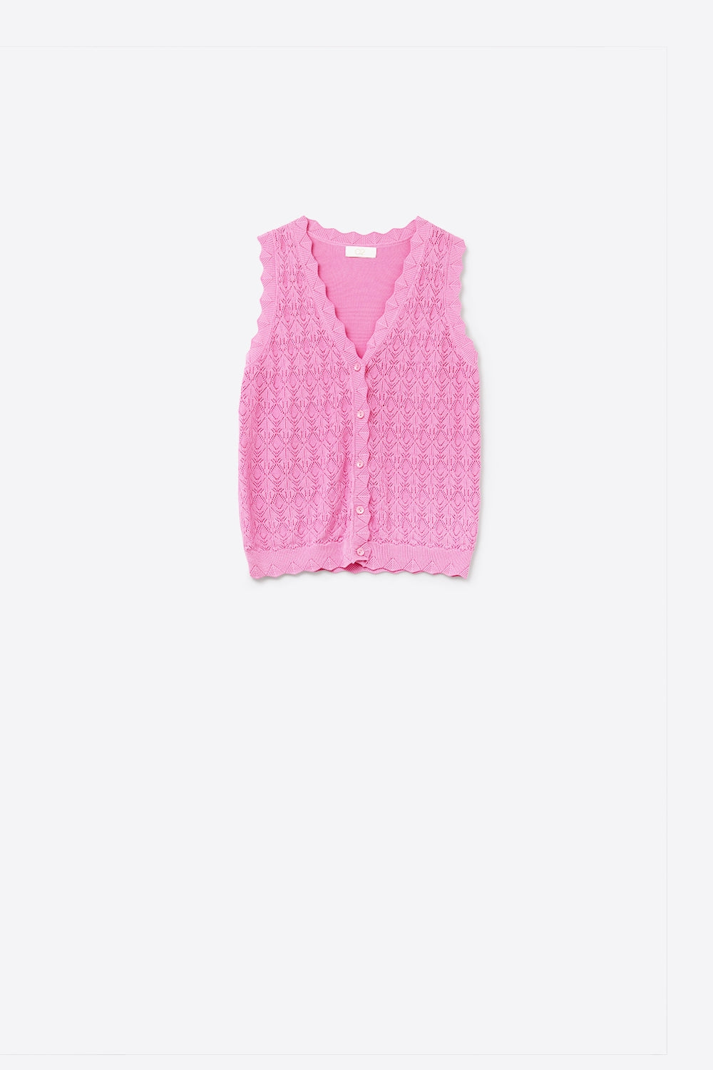Q2 Pointelle Knitted Vest With Scalloped Edges in Fuchsia
