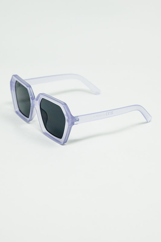 Rectangular sunglasses in purple translucent color