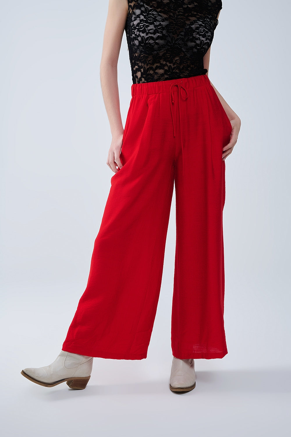 Q2 Red pants with wide leg in light viscose fabric