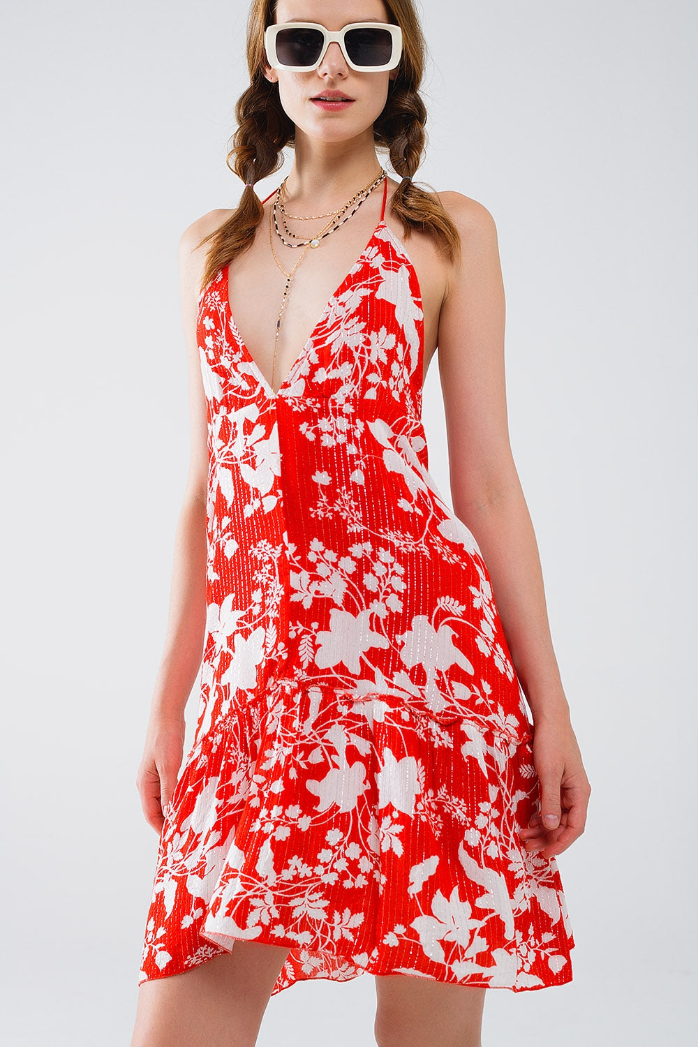 Vestido corto boho rojo con estampado de flores y detalle de lurex