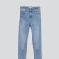 Regular Waist super Skinny Jeans in Light Wash with 5 pockets