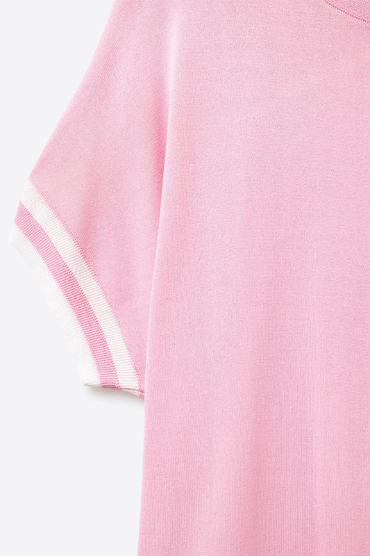 relafed fit Sweater In pink with white contrast detail