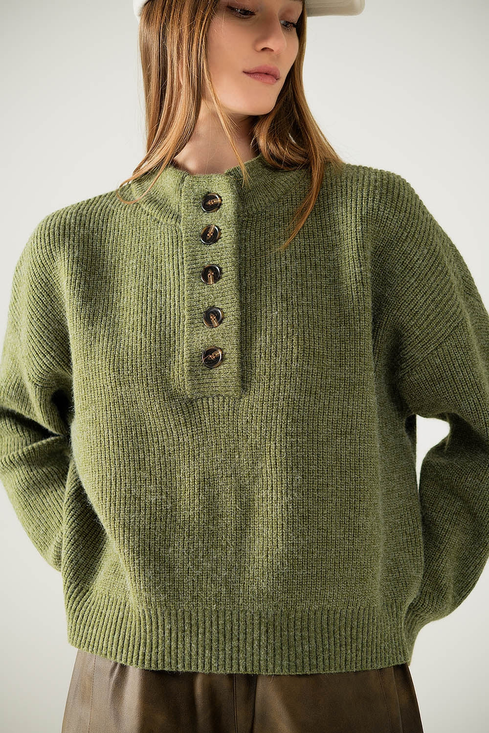 Q2 Relaxed Half-Button Sweater in green