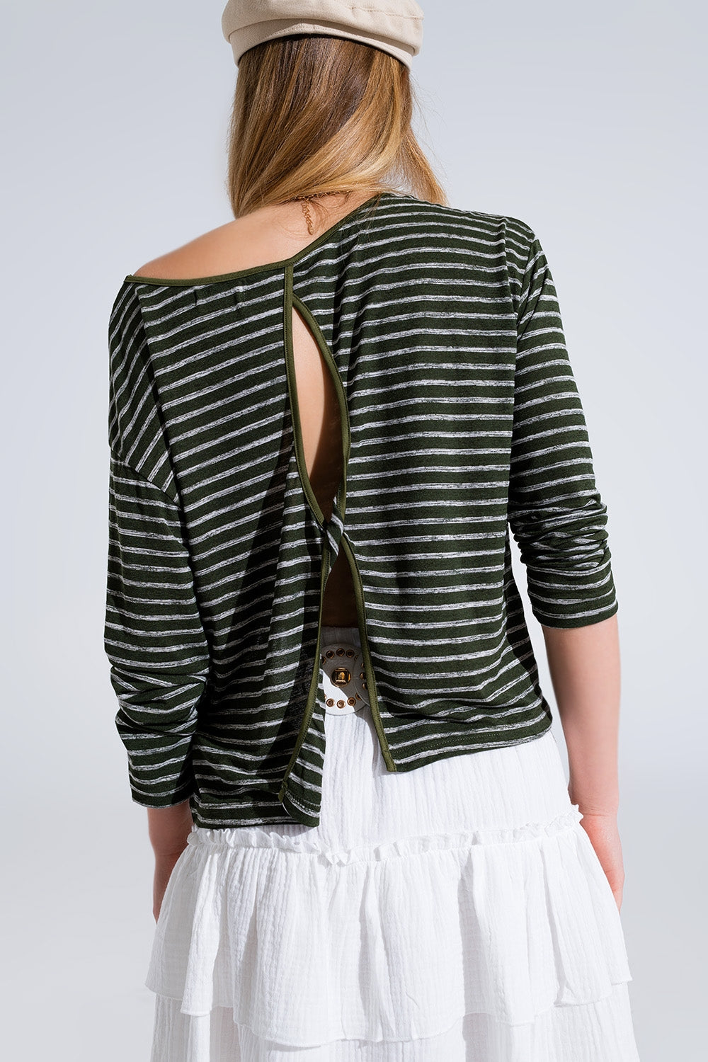 Relaxed striped T-shirt in khaki with open back detail