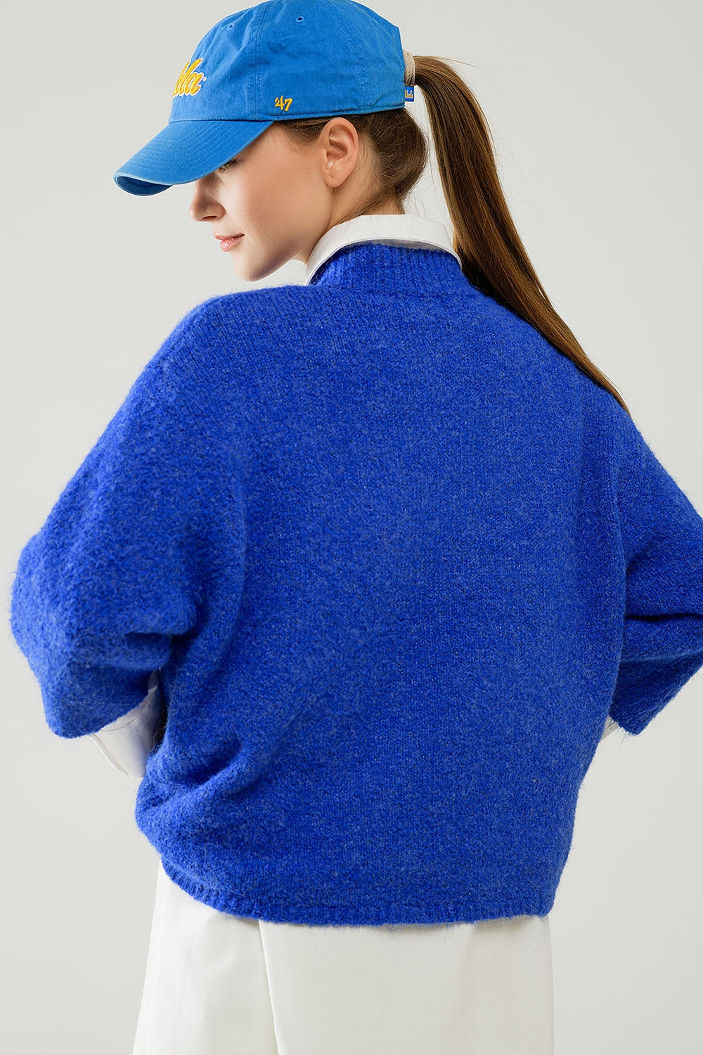 Relaxed sweater with french sleeve and crewneck in blue ink