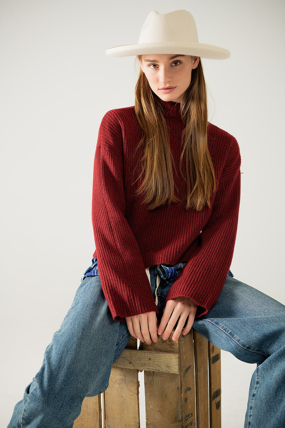 Q2 relaxed wine ribbed high neck sweater