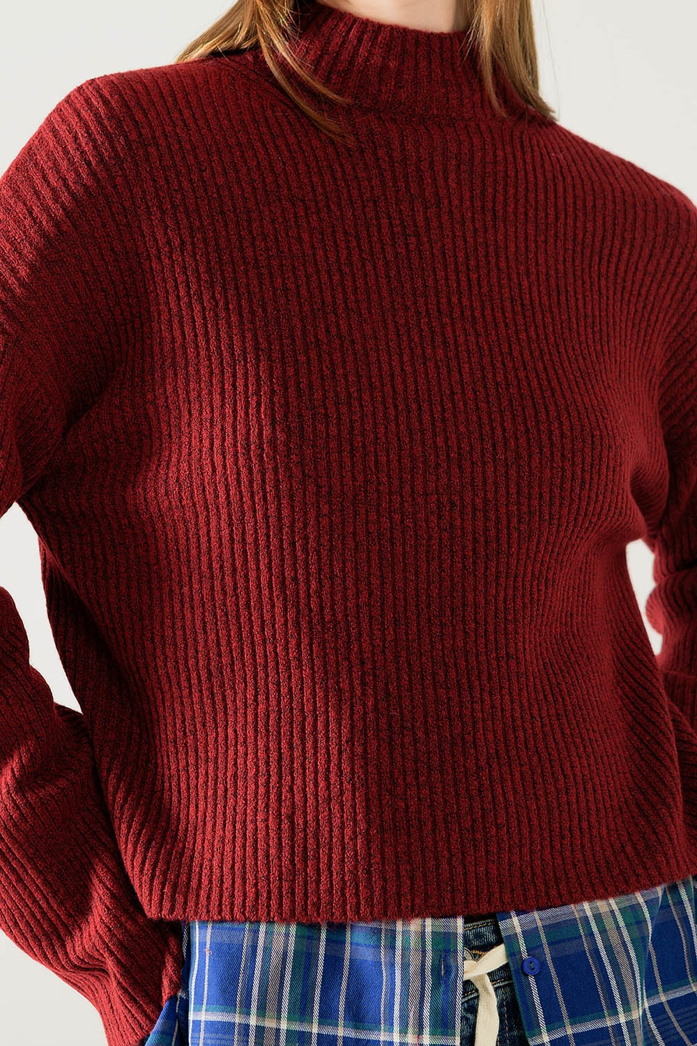 relaxed wine ribbed high neck sweater