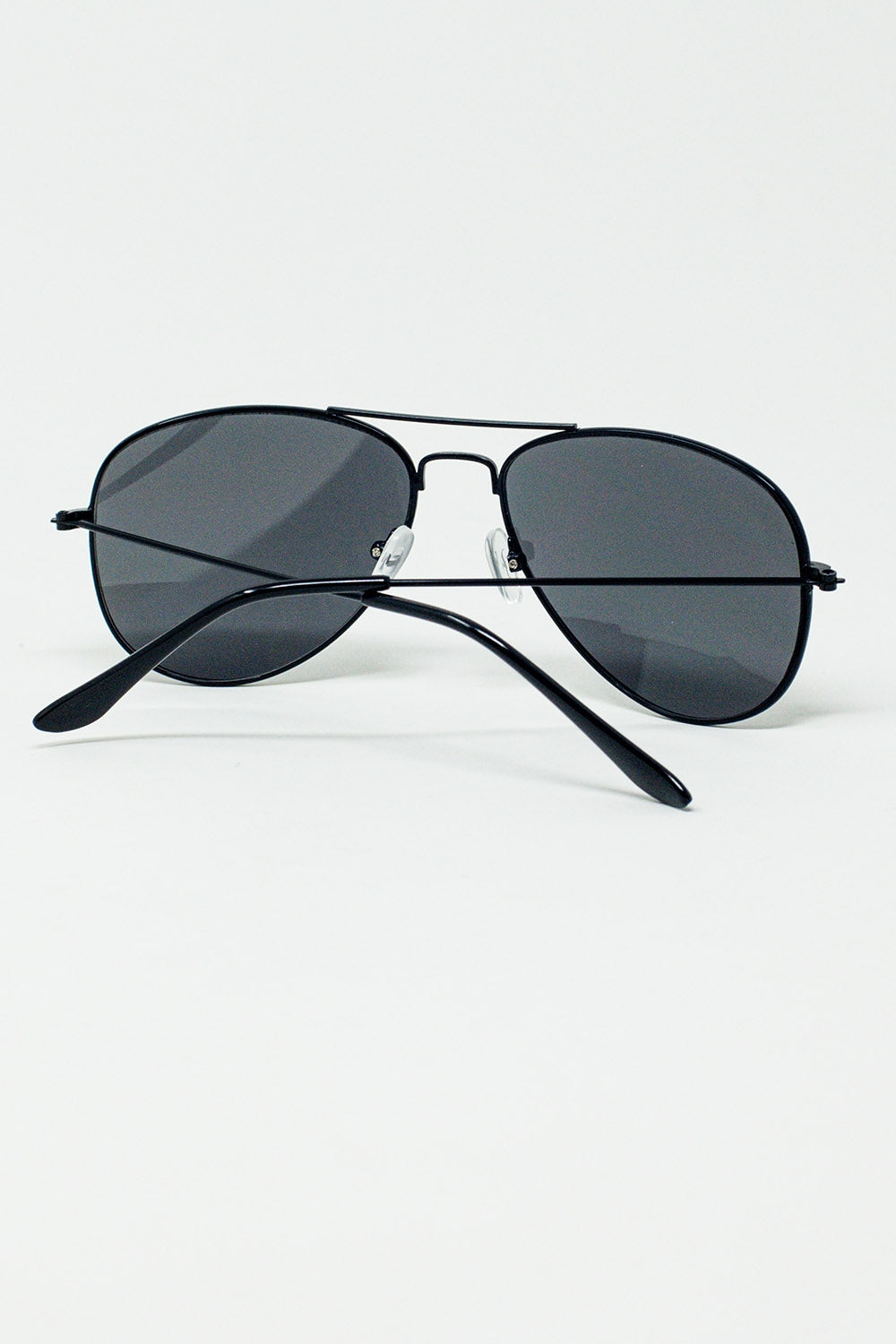 Retro Aviator SunglassesWith Smoke Lense in Black