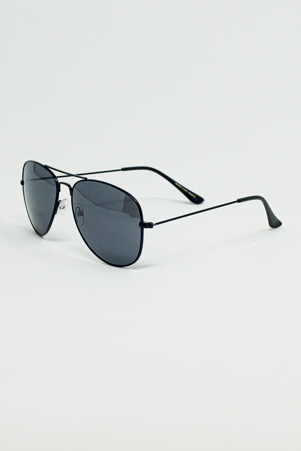 Retro Aviator SunglassesWith Smoke Lense in Black