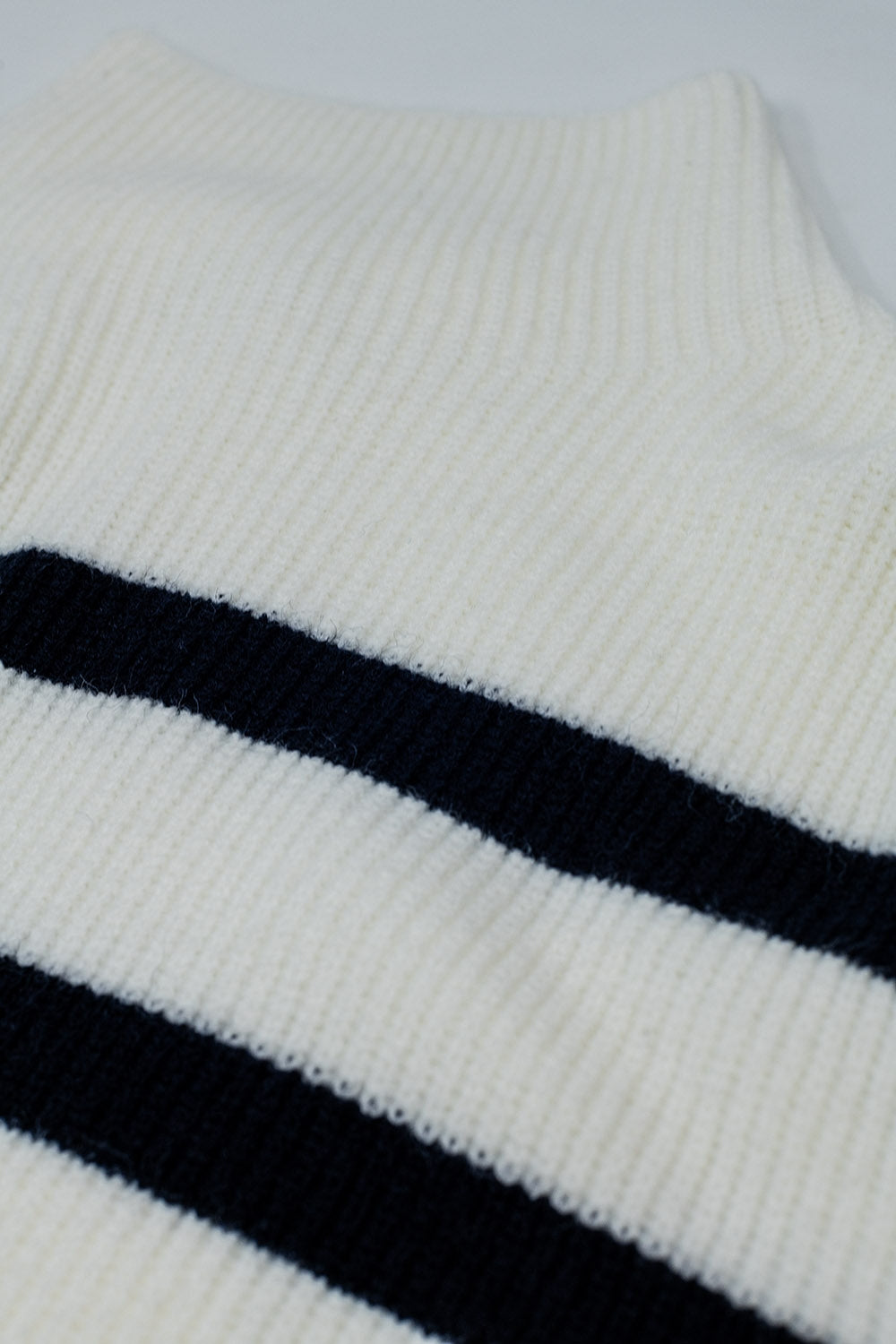 Ribbed knit jersey in cream with navy stripes