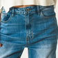 Roll hem jeans in mid blue