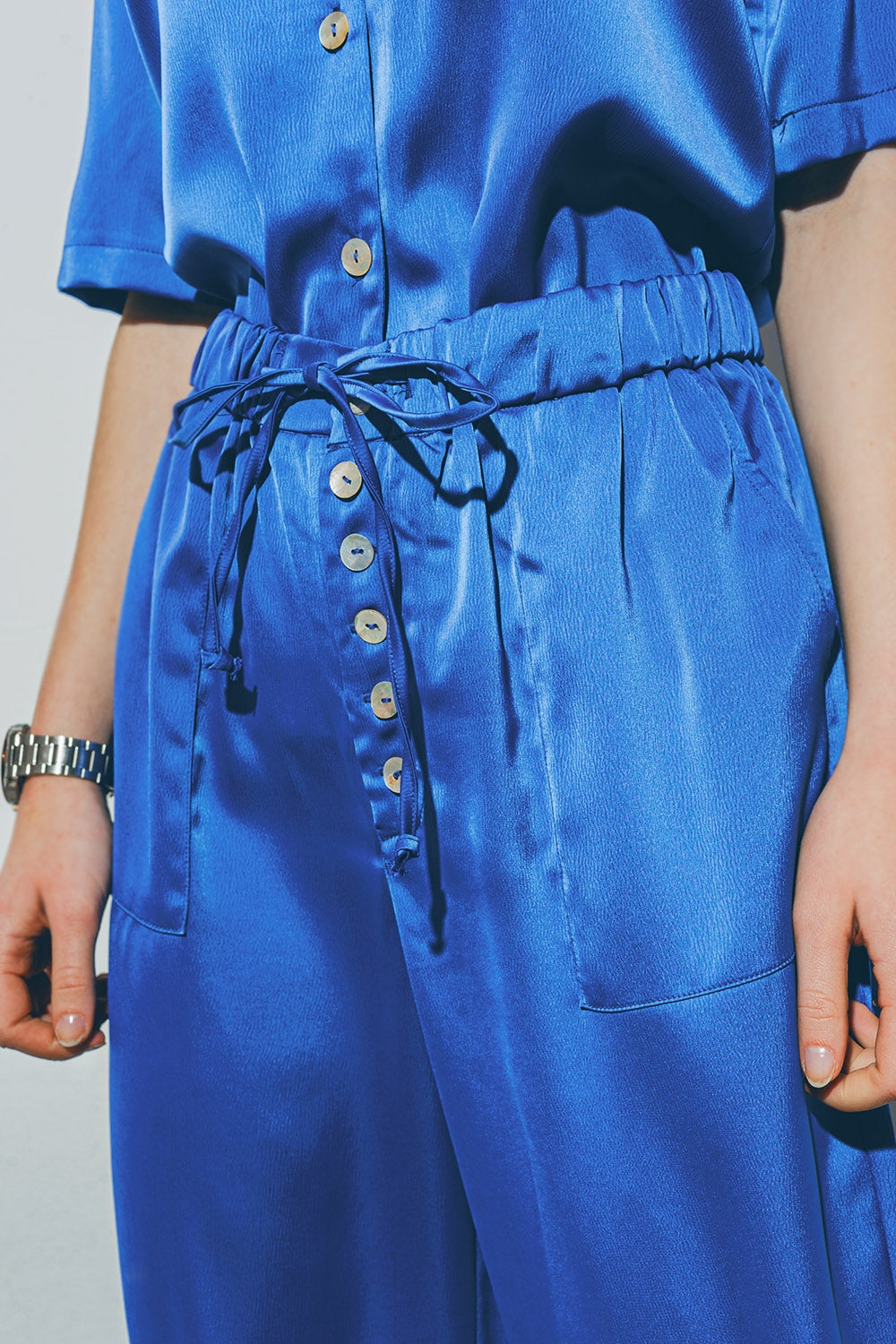 Satin Cropped Pants in Blue