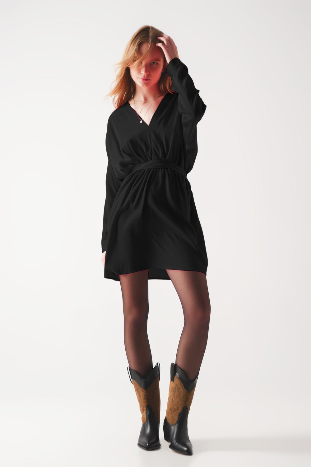 Q2 Satin mini dress in black