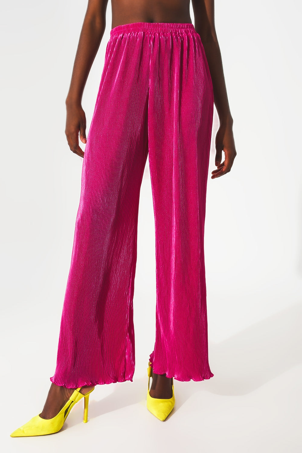 Q2 Satin pleated wide leg pants in fuchsia