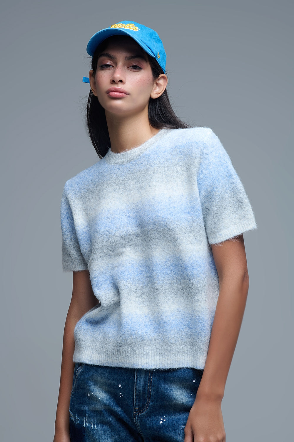 Q2 Short Sleeve Ombré Striped Sweater in Blue