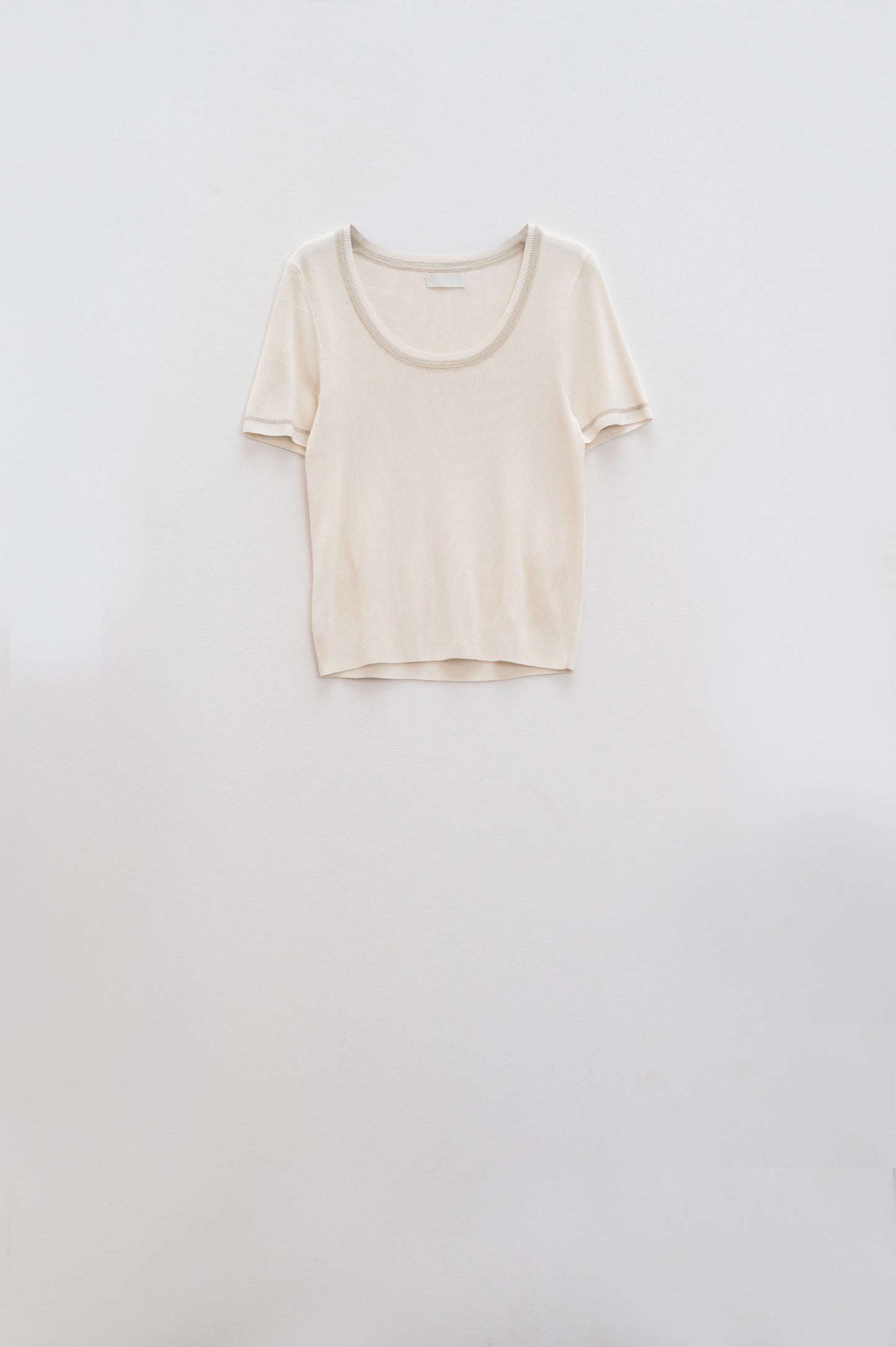 Short Sleeve sweater In beige With Silver Seam at Round Neck