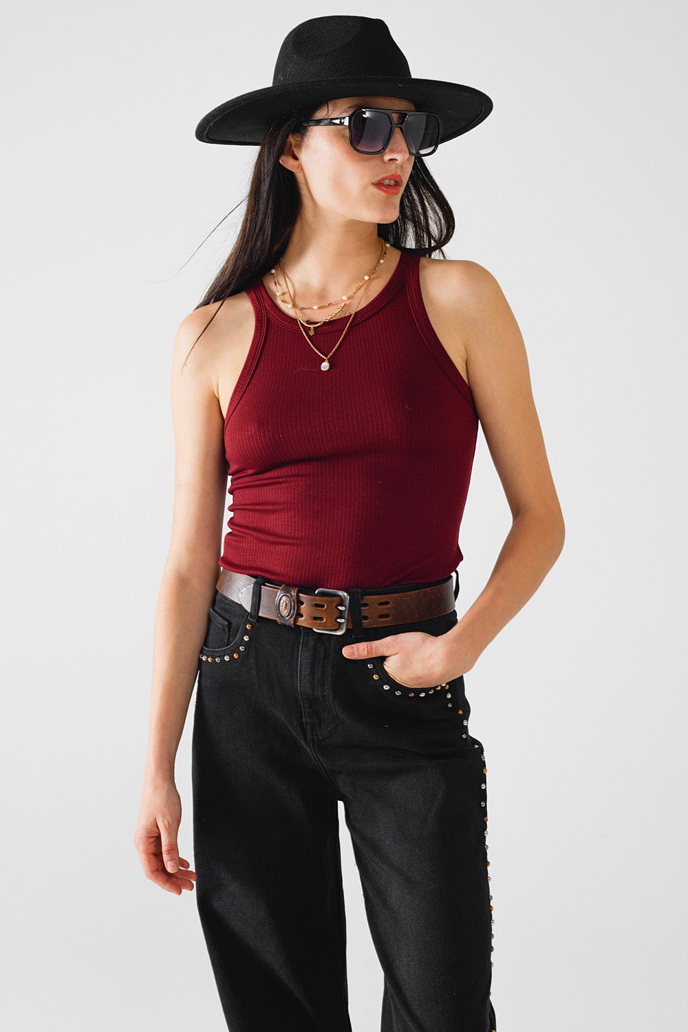 Q2 Sleeveless burgundy Top With Ribbed details