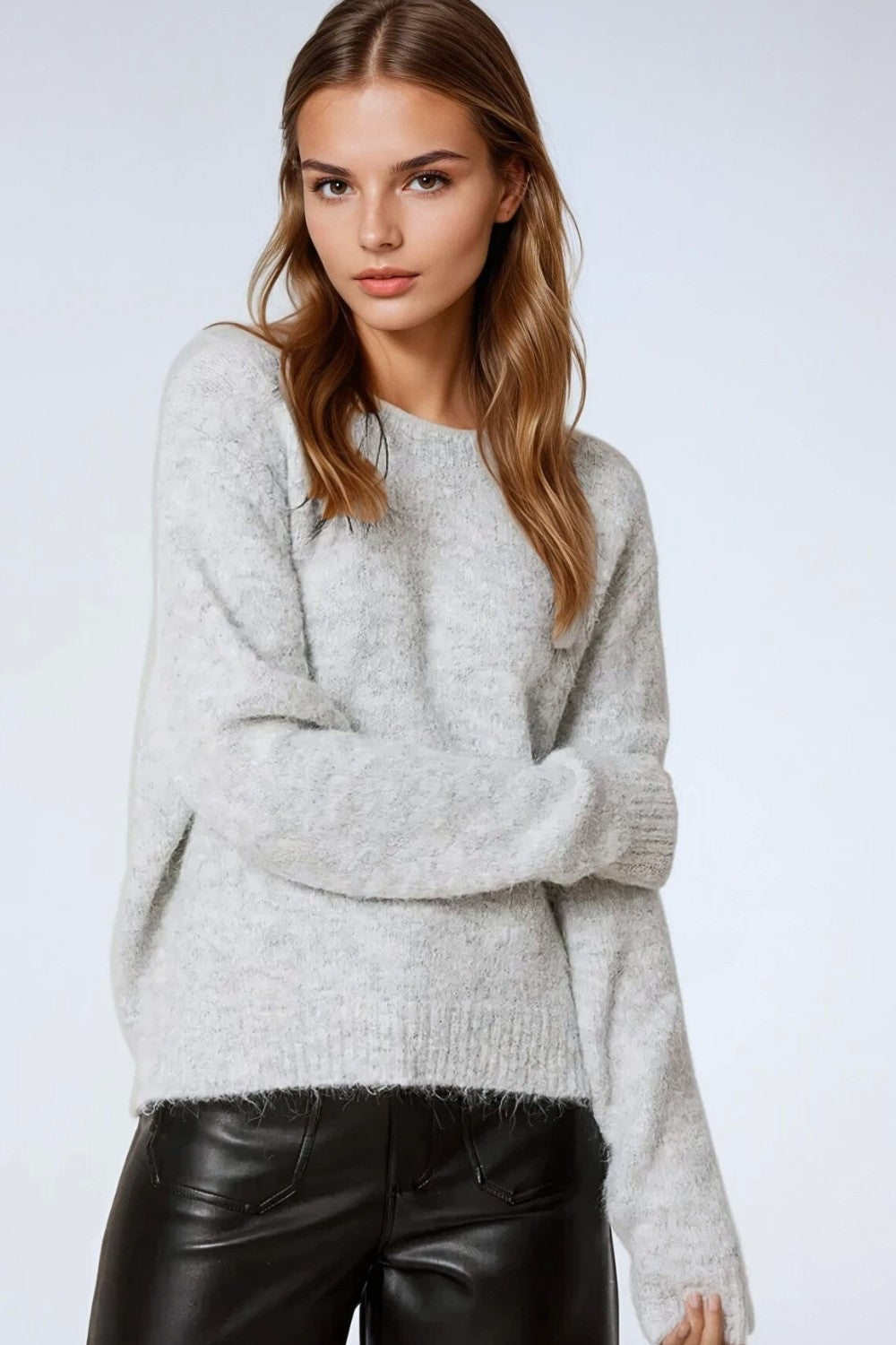 Q2 standard fit soft knit sweater in grey