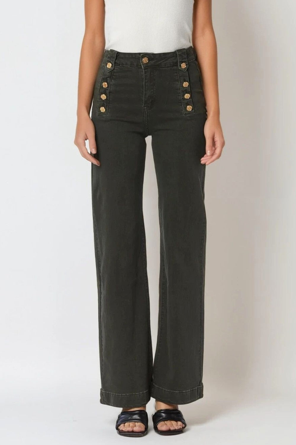 Q2 Straight Jeans With Gold Buttons At the Side in khaki