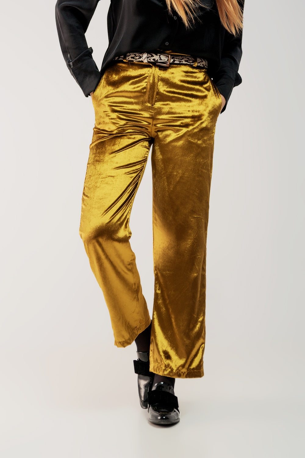 Straight leg velvet pants in lime