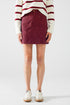 Q2 Straight mini skirt in burgundy with pockets