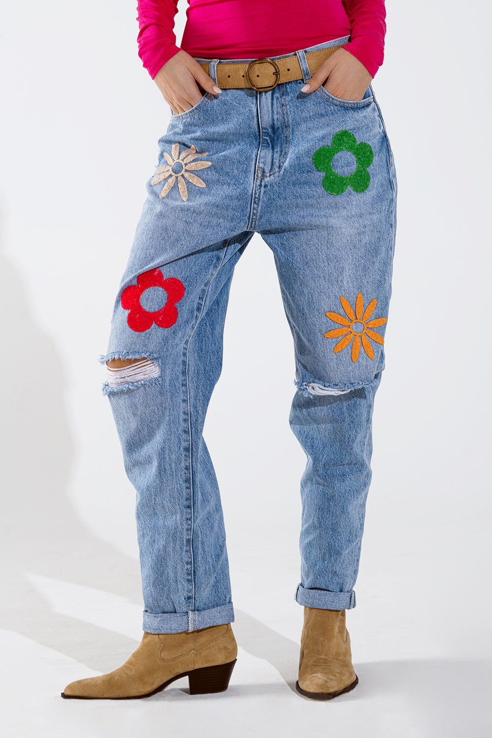 Straight Mom Jeans With Flower Detail In Washed Blue
