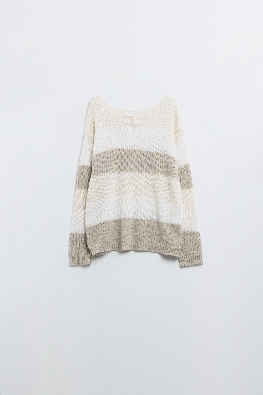 Striped boat sweater in beige