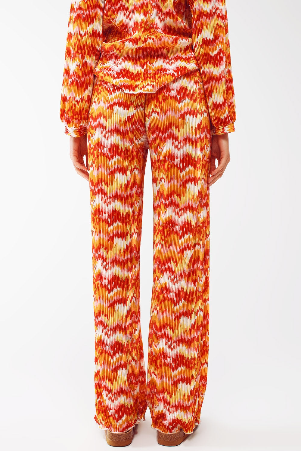 Textured Straight Leg Pants in Abstract Print