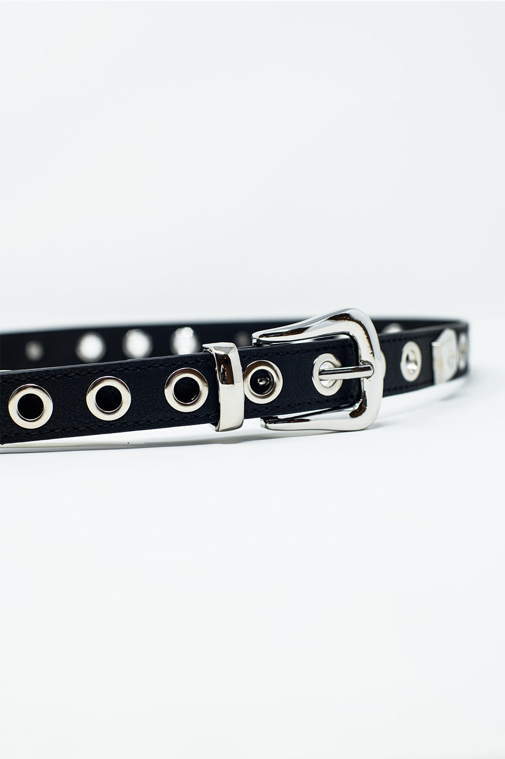 Thin Black leather belt with silver details