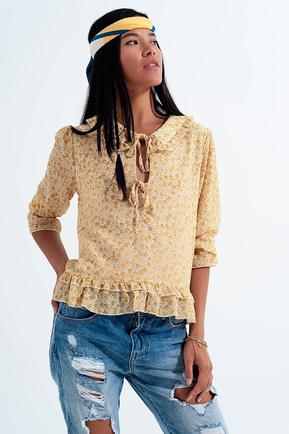 Blusa de gasa con lazo en la parte delantera y estampado floral amarillo