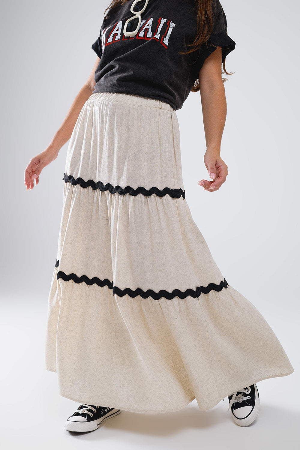 Q2 Tiered Linen maxi Skirt With Contrast Scallop Trim in Beige