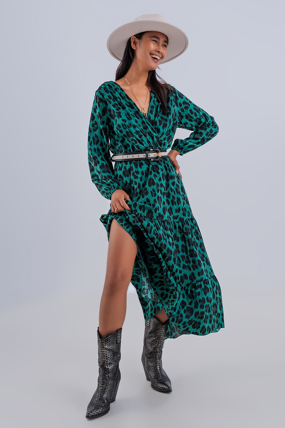 Q2 Tiered maxi wrap dress with long sleeve in green