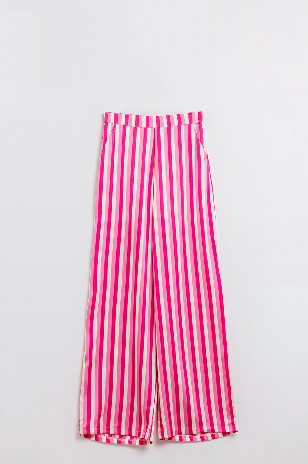 Pantalones rectos de satén con rayas verticales en color rosa