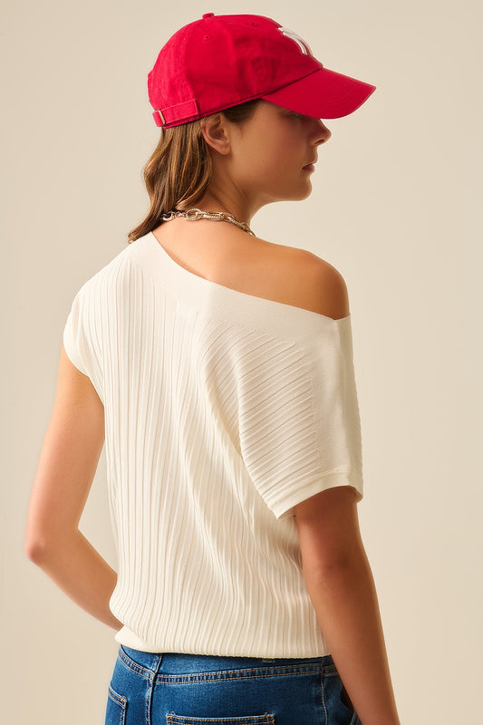 White fine Rib knitted Sweater with boat neck