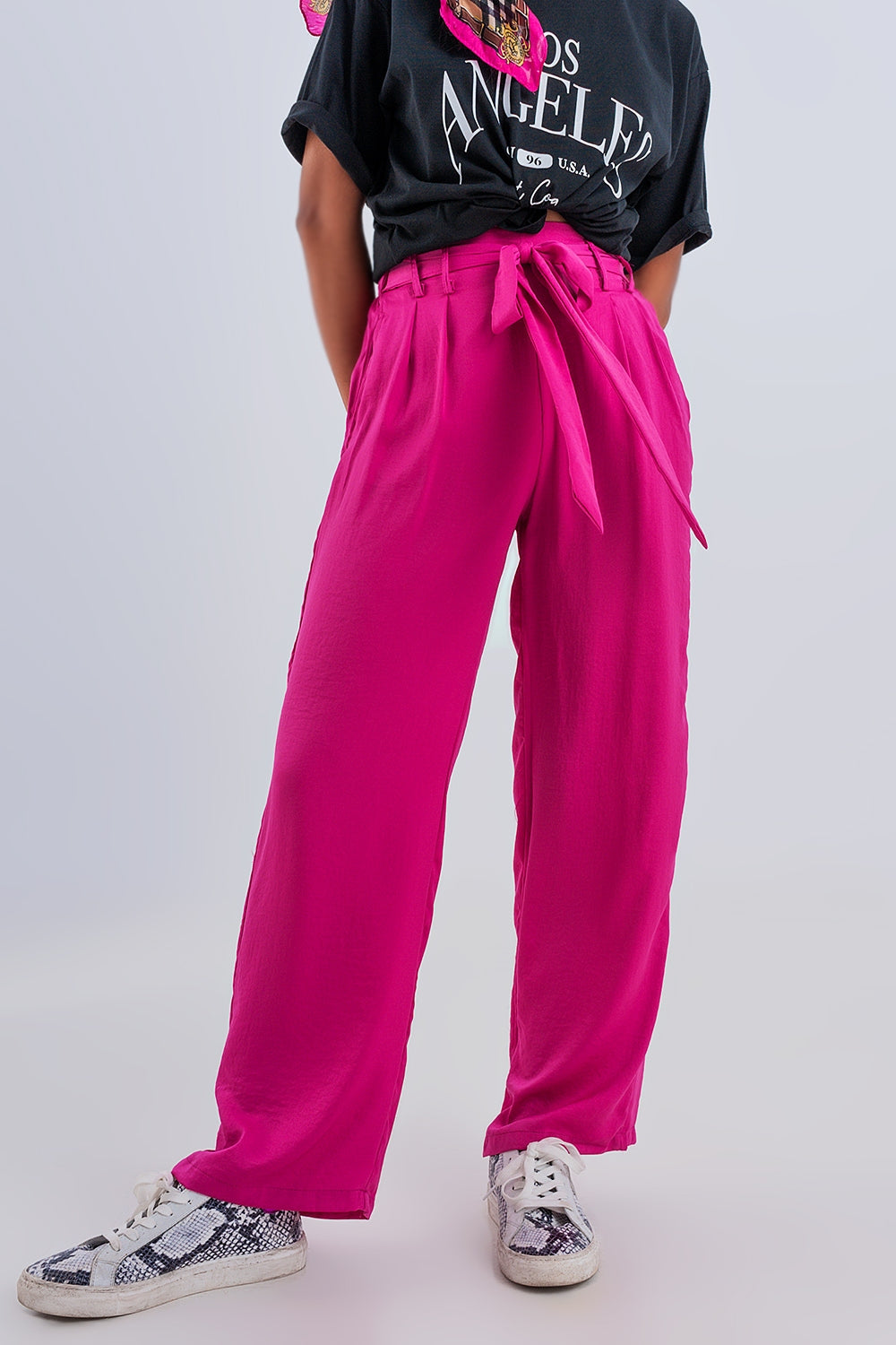 Q2 Wide leg belted pants in fuchsia