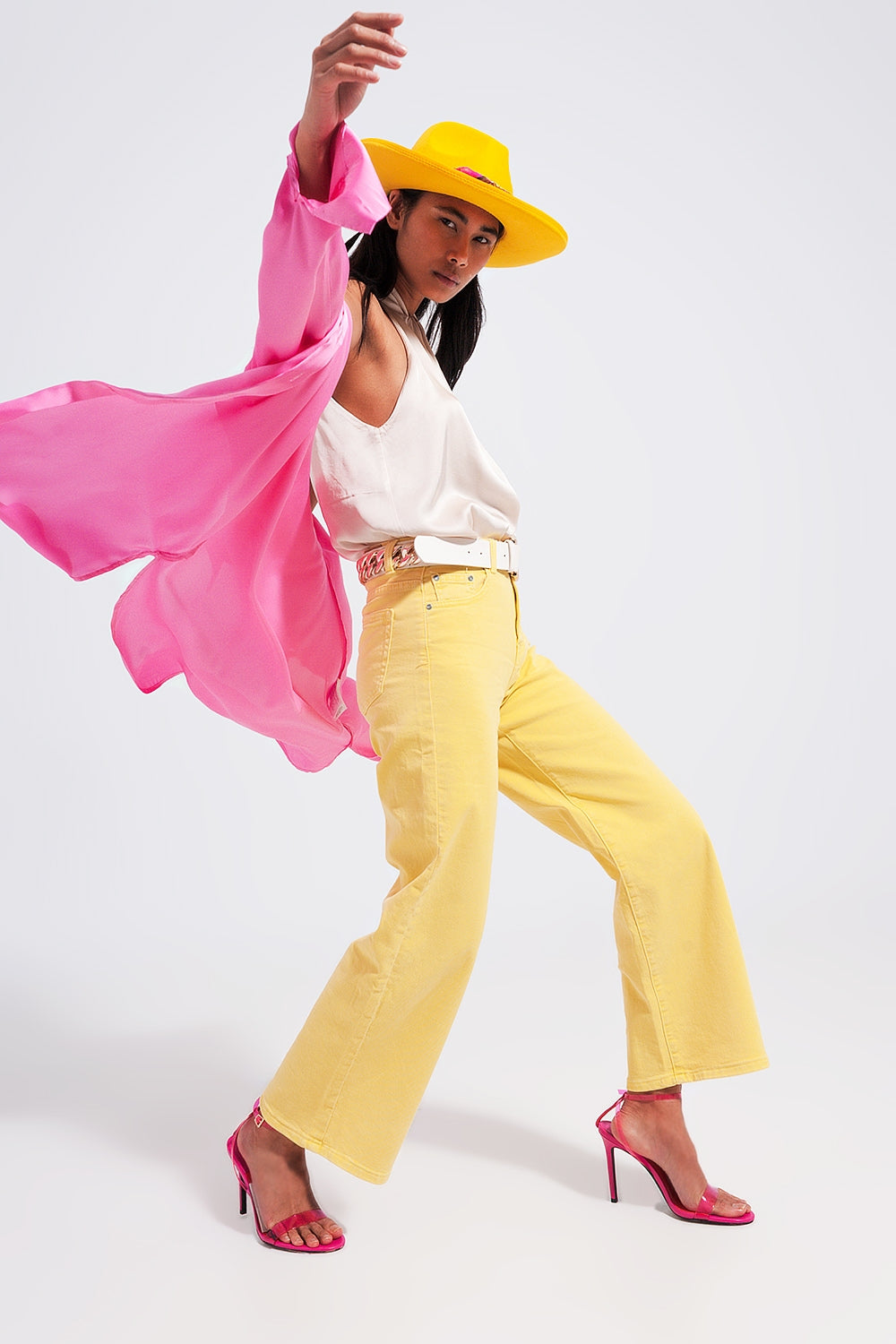 Q2 Wide leg jeans in sunshine yellow