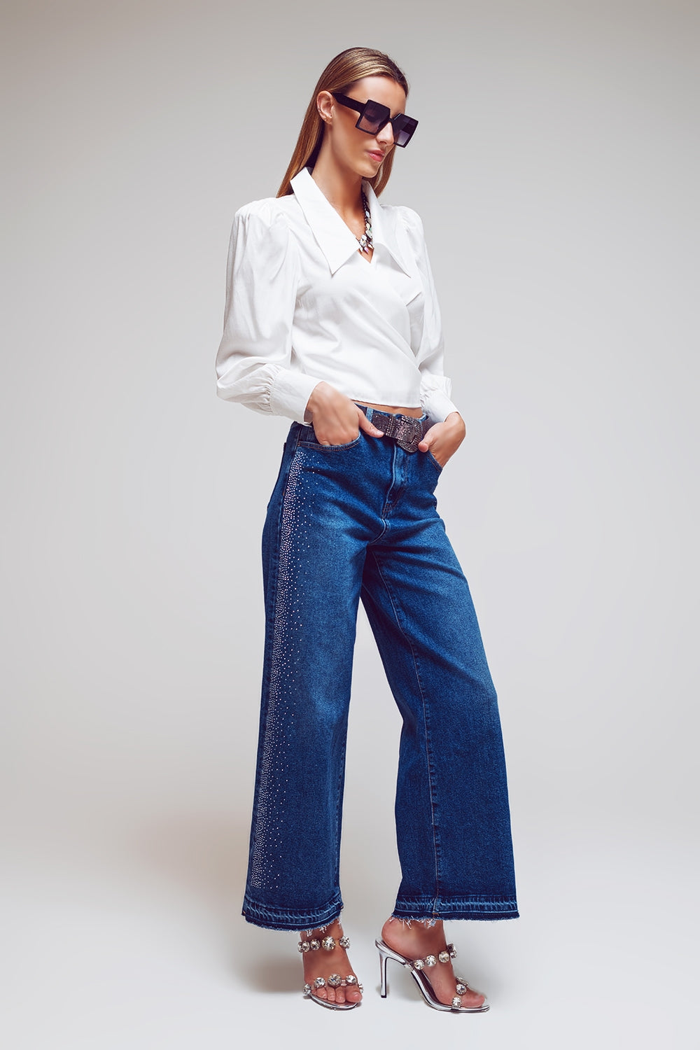 Wide Leg Jeans With Diamante Details on the Side in Mid Wash