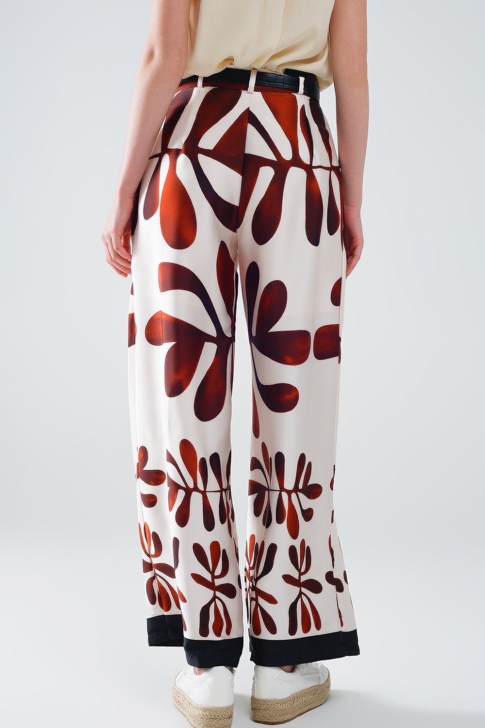 Wide Leg Pants with Abstract Print in White and Brown