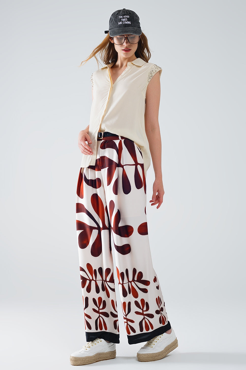 Wide Leg Pants with Abstract Print in White and Brown