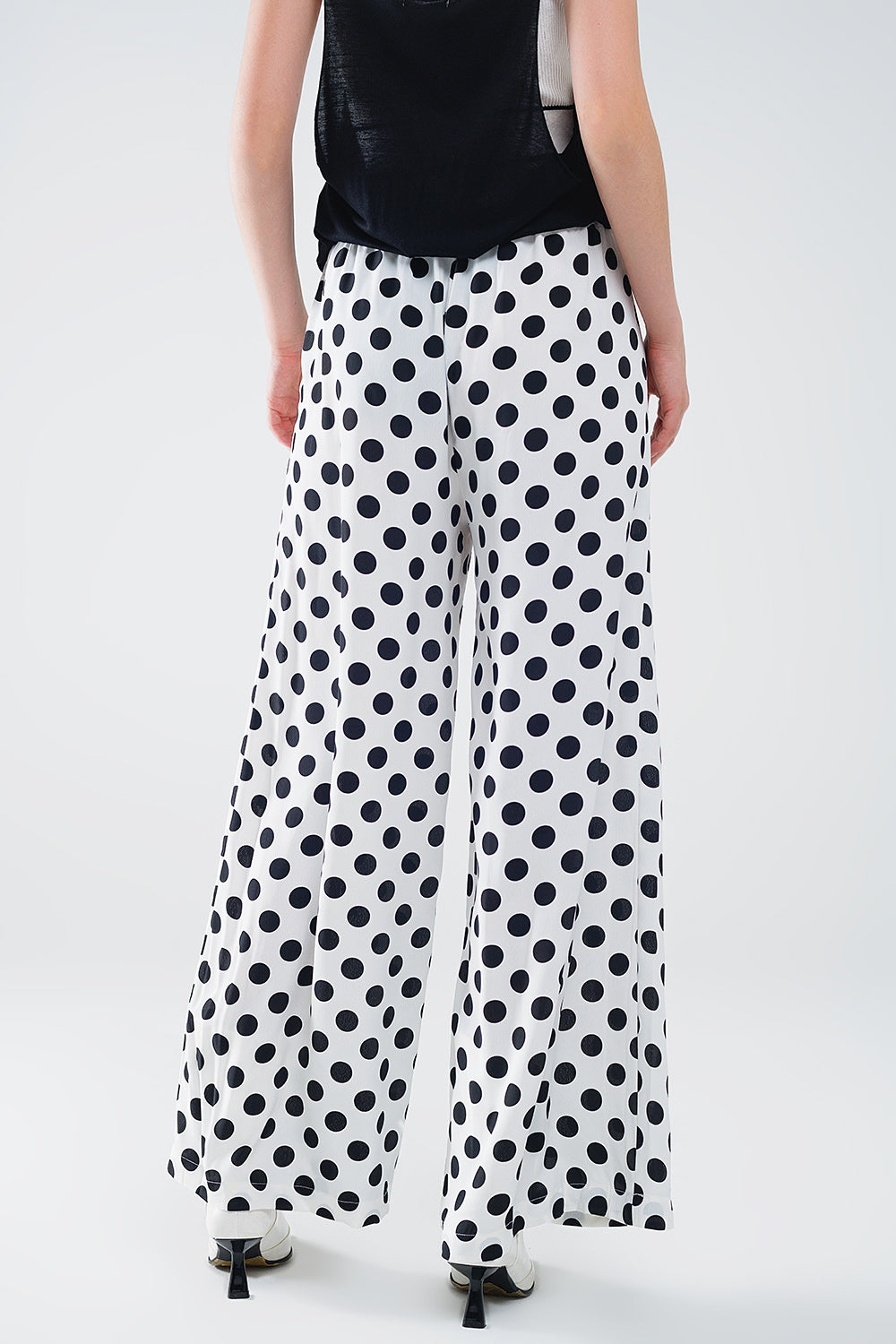 Wide leg polka dot pants with elastic waist and pockets