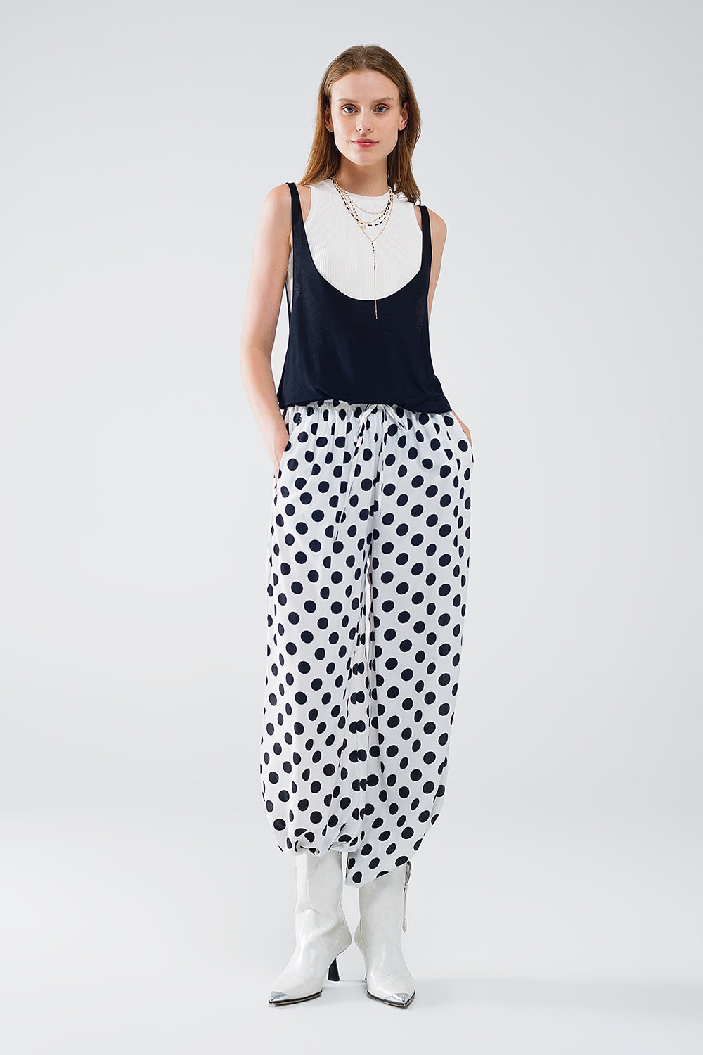 Wide leg polka dot pants with elastic waist and pockets