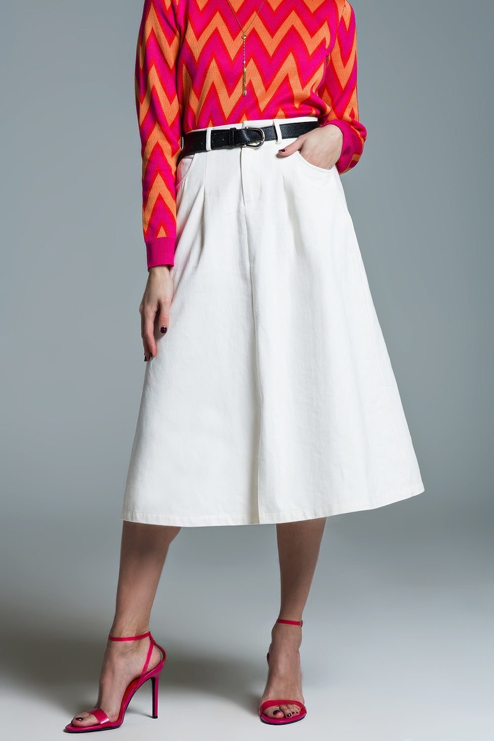 Q2 A line Midi White Skirt With Pockets in White