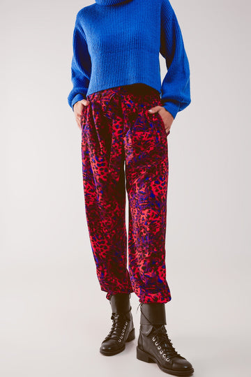 Q2 Animal print belted straight leg pants in red